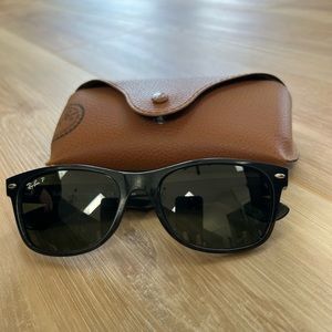 Ray-Ban RB2132 New Wayfarer
